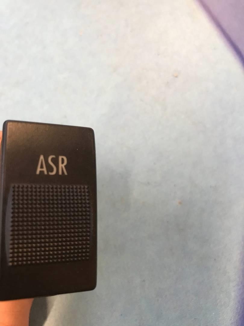 Audi A8 / D2 / 4D (1994-1998) для выключатель противобуксировочного регулятора