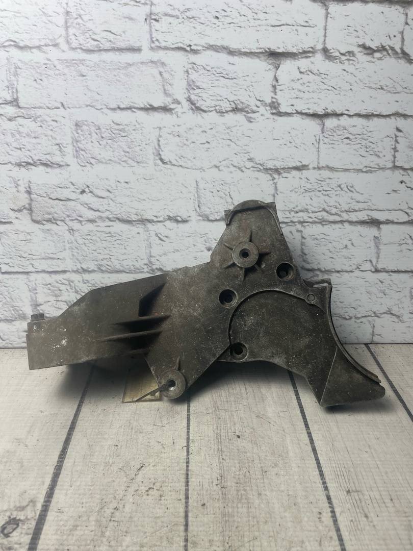 Audi A8 / D4 / 4E (2003-2010) для Кронштейн