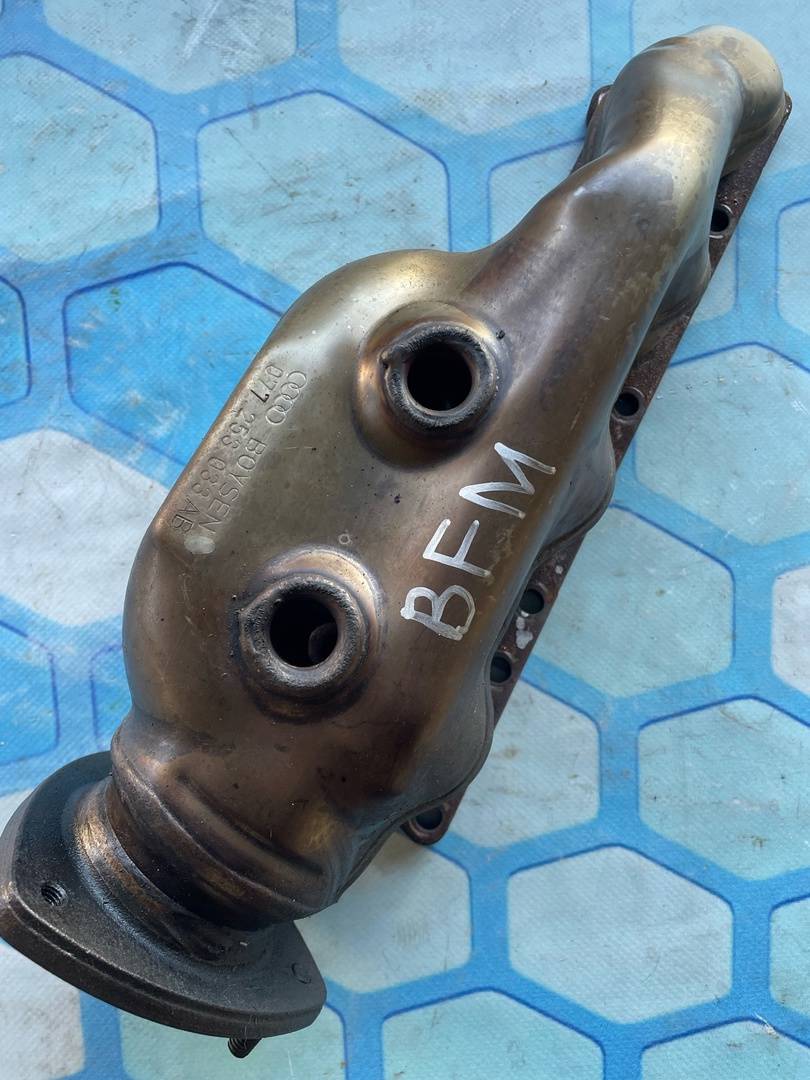 Audi A8 / D4 / 4E (2003-2010) для Коллектор выпускной