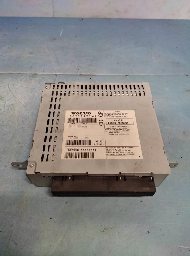 Volvo XC90 (2002-2015) для CD чейнджер