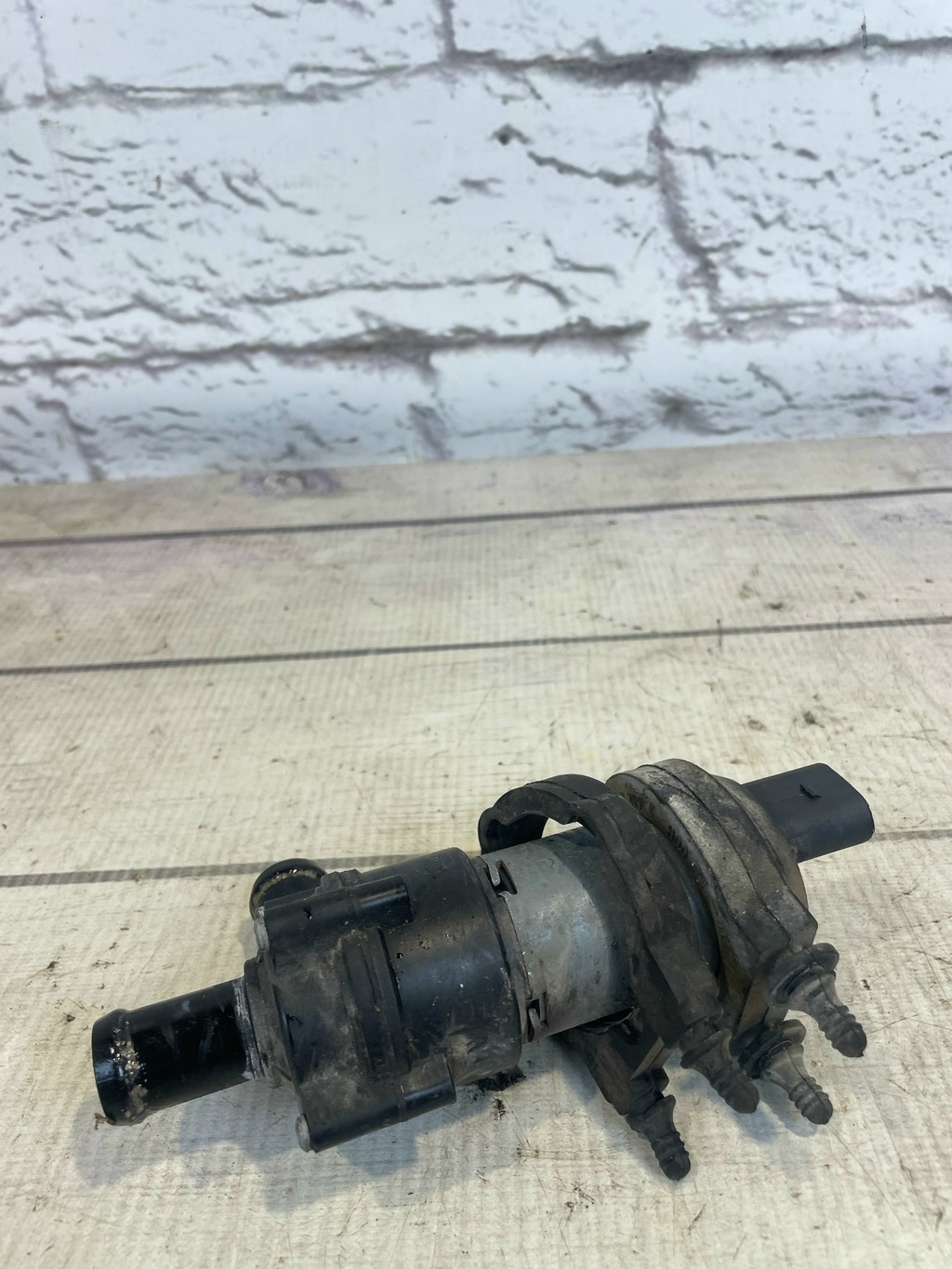 VW Touareg 1 (2002-2007) для Помпа