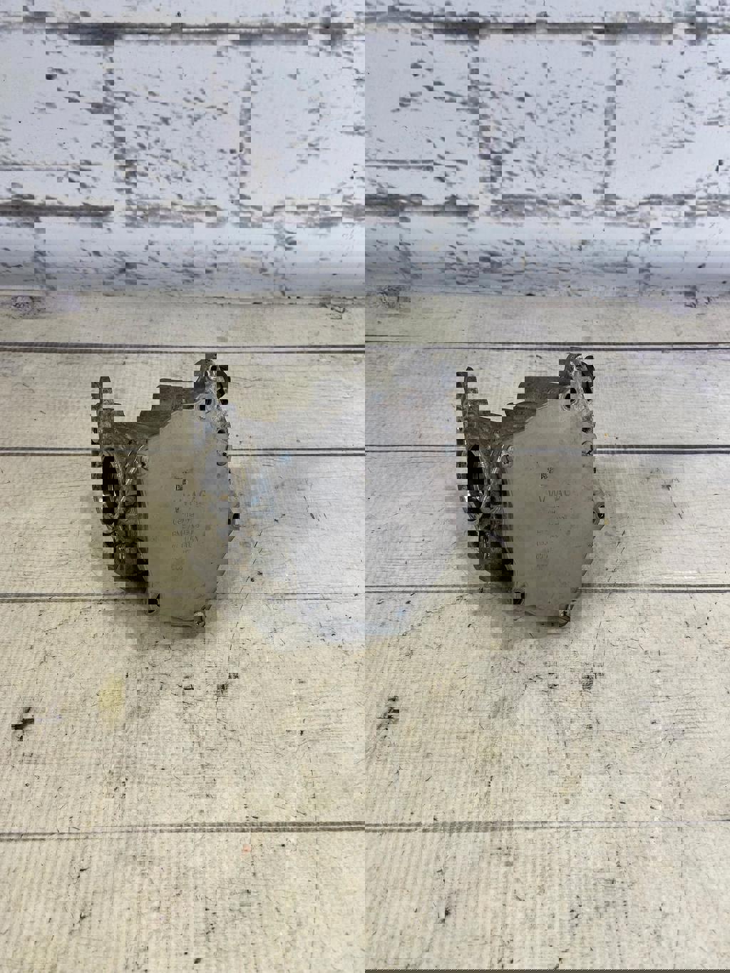 VW Passat CC (2008-) для Насос вакуумный