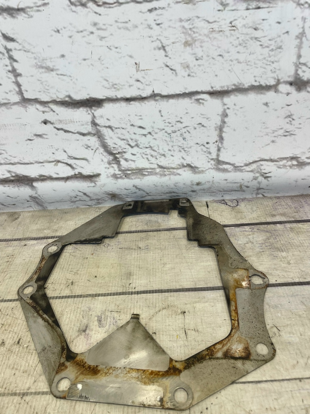 VW Tiguan 1 (2007-2011) для Пластина промежуточная