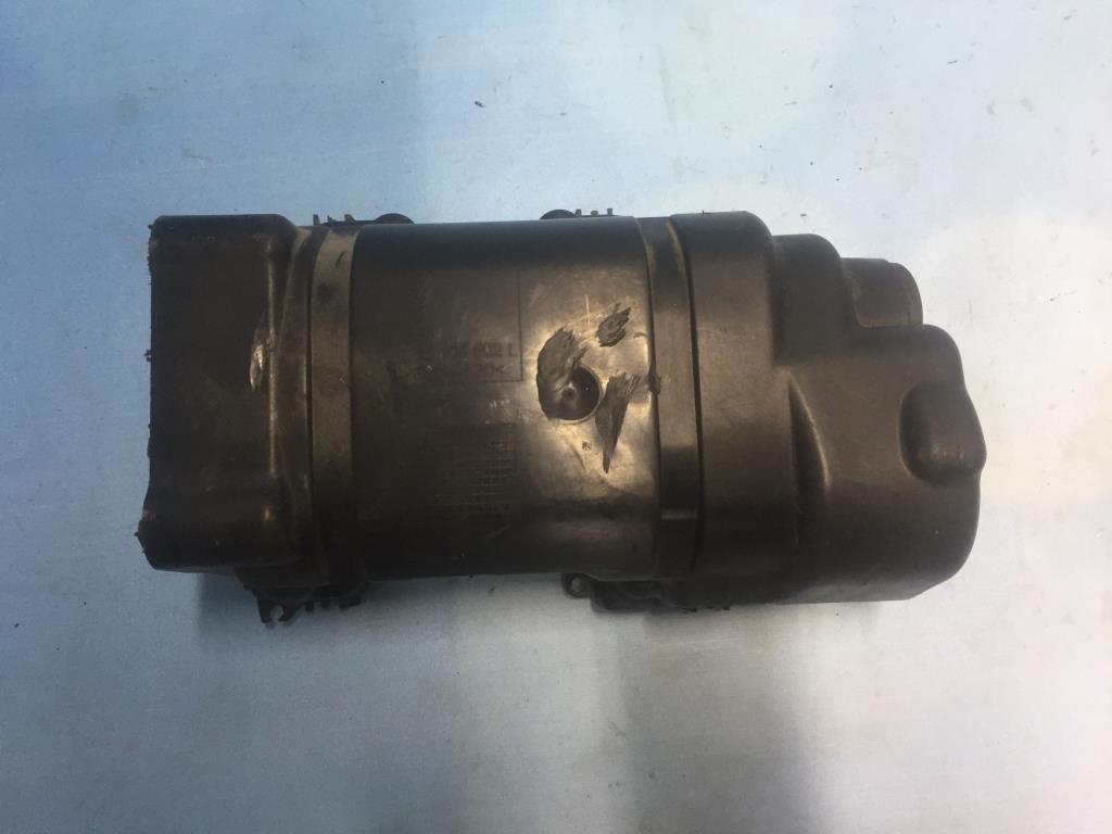 VW Jetta (2006-2011) для Пыльник двигателя