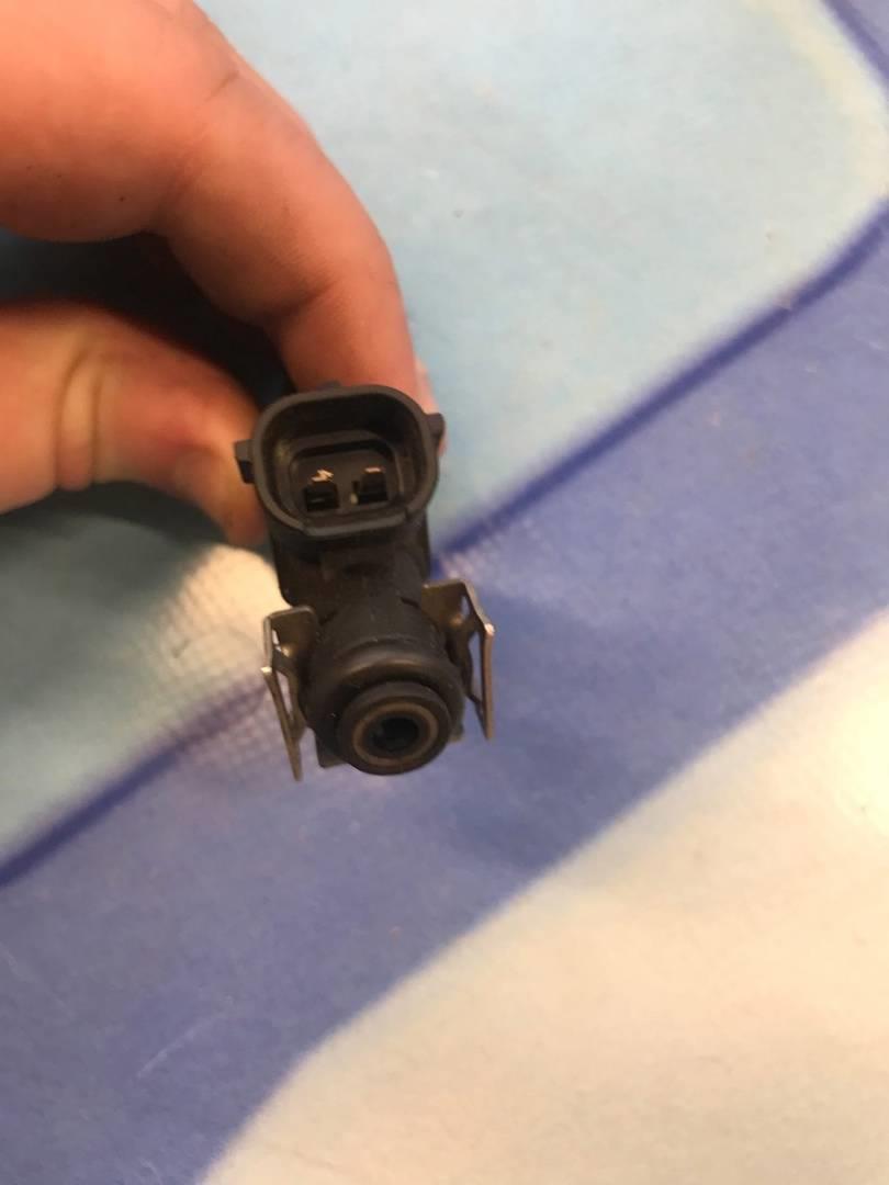 Audi A4 / B6 (2000-2004) для Форсунка топливная бензиновая