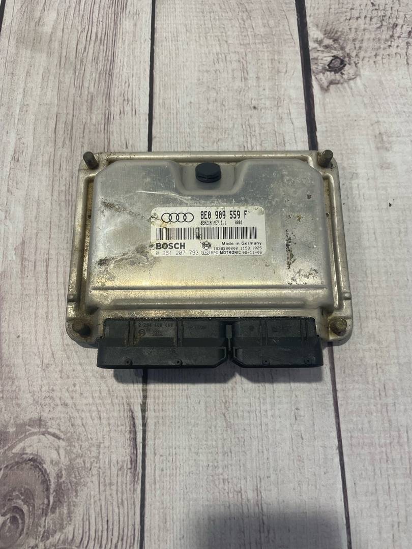 Audi A6 / C5 (1997-2004) для Блок управления двигателем