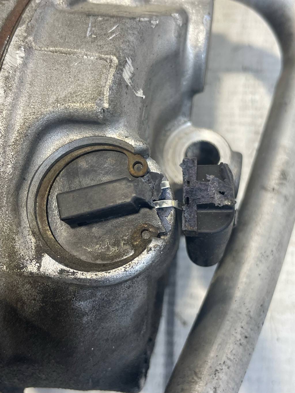 VW Passat CC (2008-) для Компрессор кондиционера