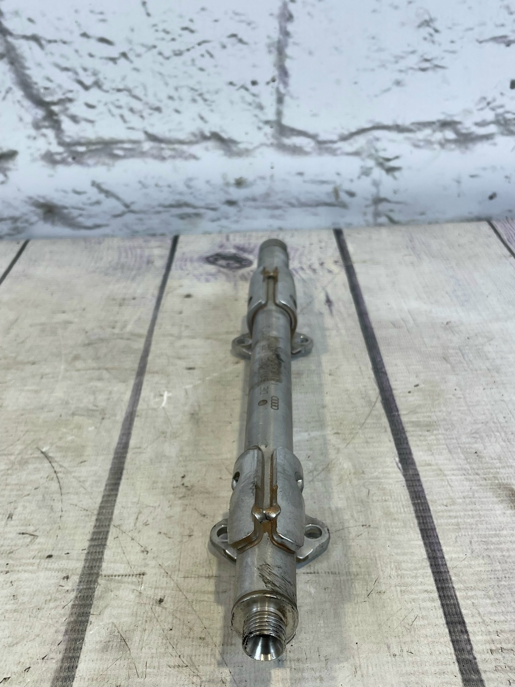 VW Golf VII (2012-2017) для Топливная рампа