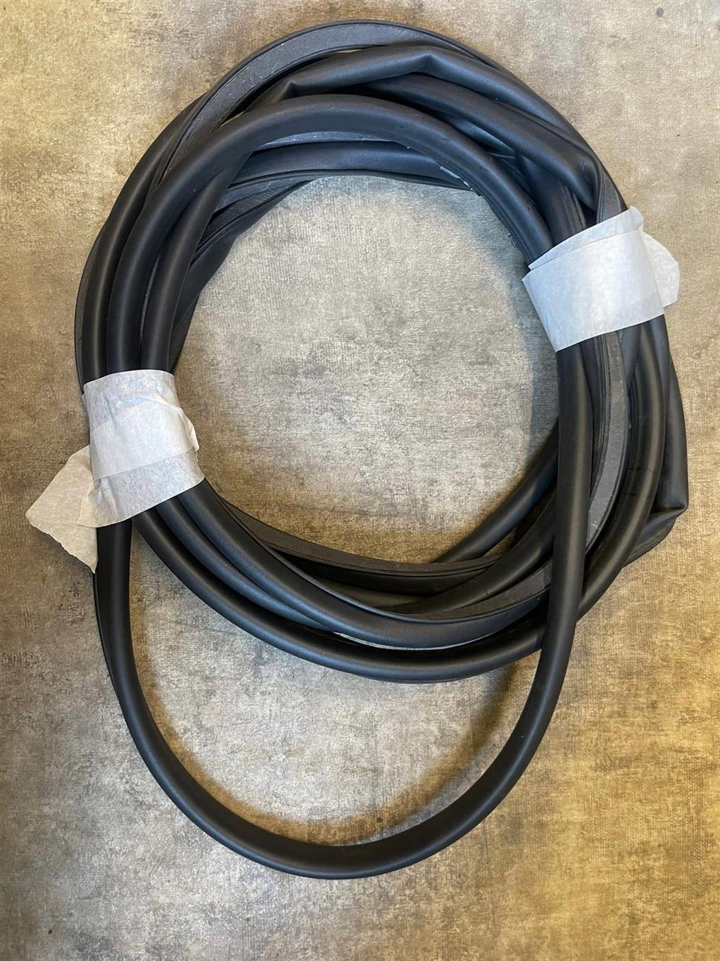 VW Tiguan 2 Рест (2021-2024) для Уплотнитель двери