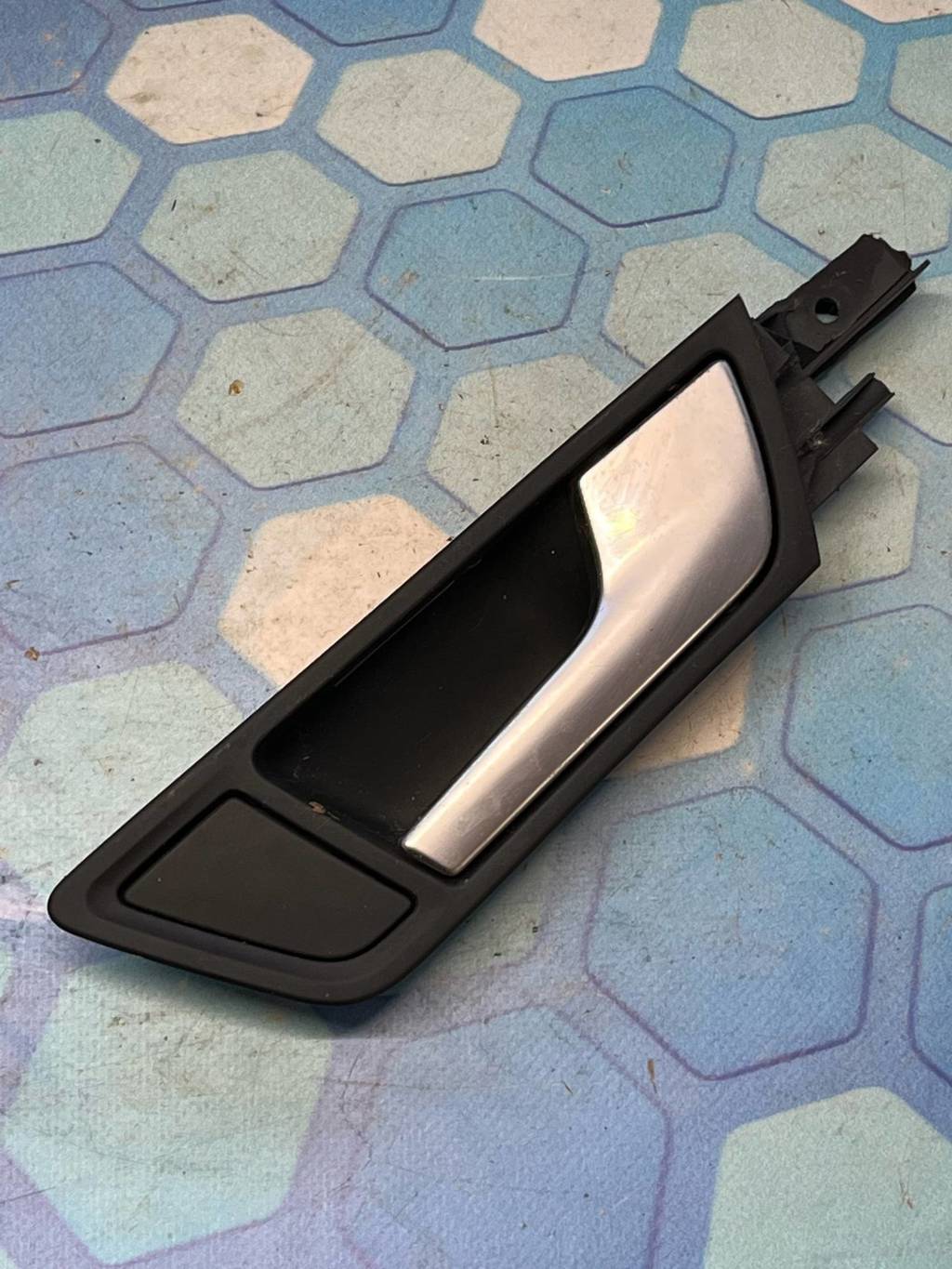 Audi Q5 / 8R (2008-2012) для Ручка двери внутренняя задняя правая