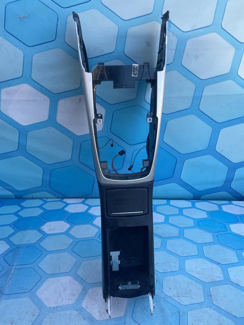 Audi A7 (2011-) для Центральная консоль