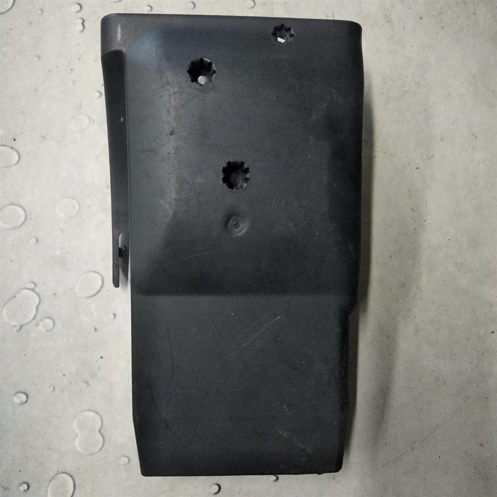 Volvo XC70 Cross Country (2000-2006) для Кожух рулевой колонки верхний