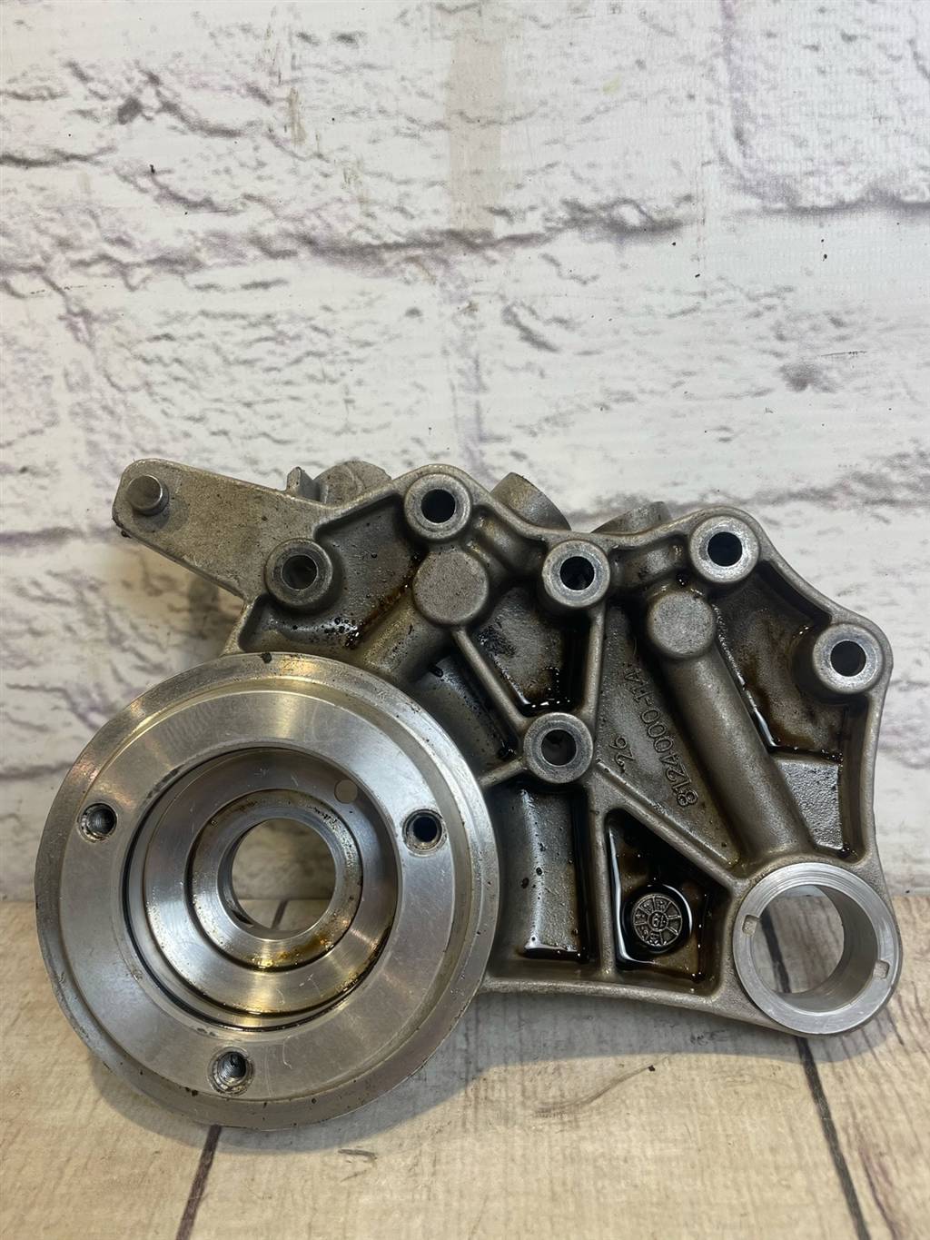 VW Passat B6 (2005-2010) для Крышка распредвала