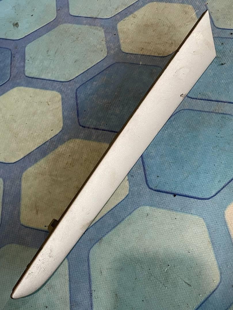 Audi Q5 / 8R (2008-2012) для Накладка двери передней правой