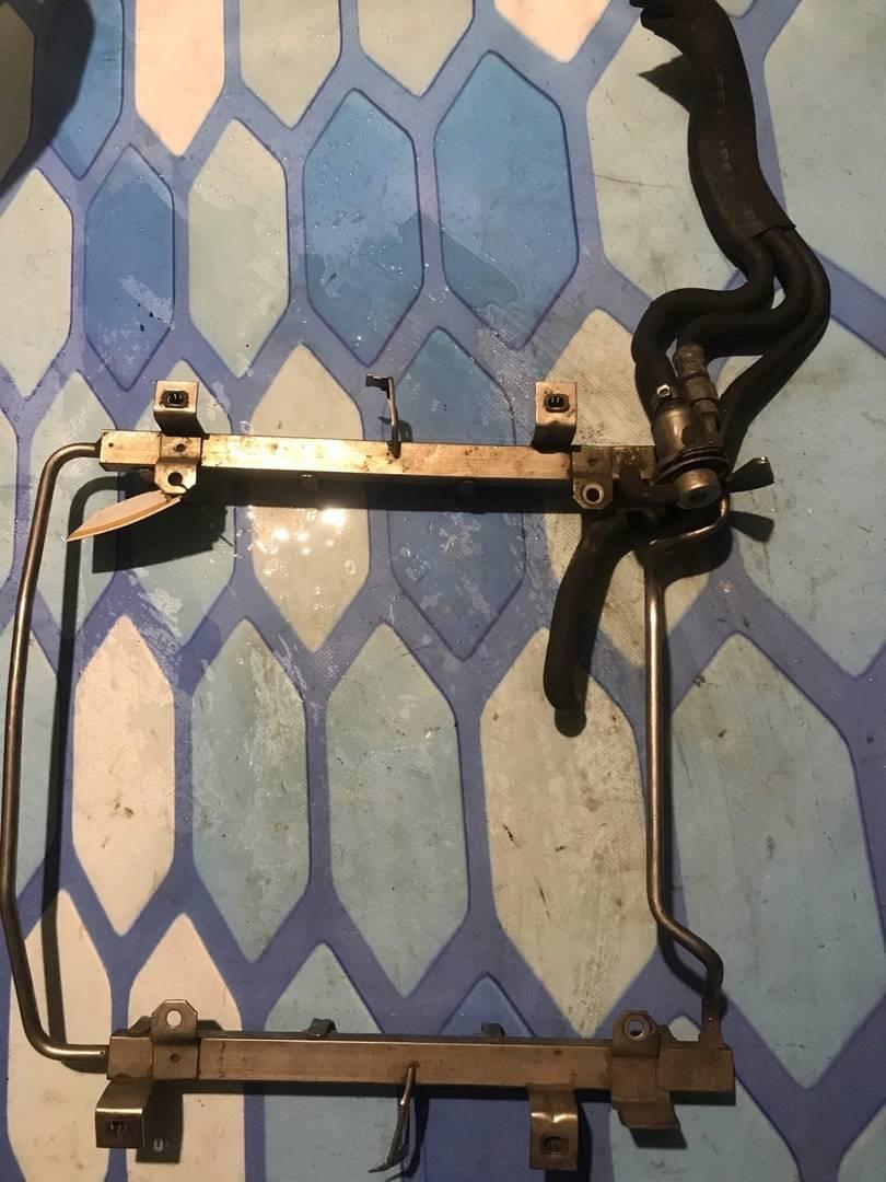 Audi A8 / D2 / 4D (1994-1998) для Топливная рампа