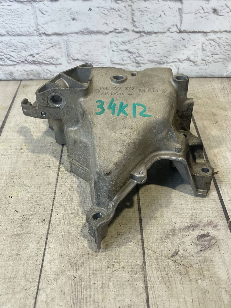 Audi A3 III / 8V (2013-2016)  для Кронштейн двигателя правый