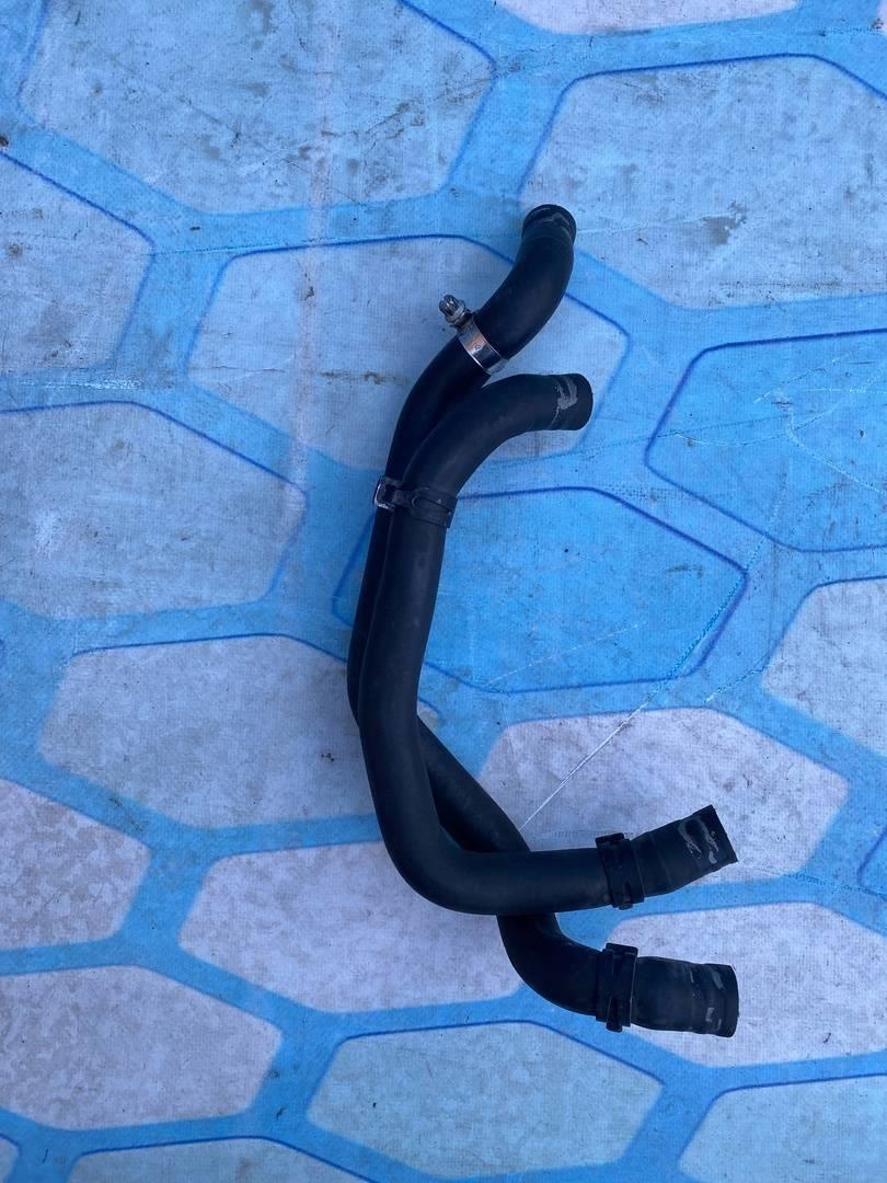 Skoda Octavia / A5 1Z / (2004-2013) для Патрубок охлаждения