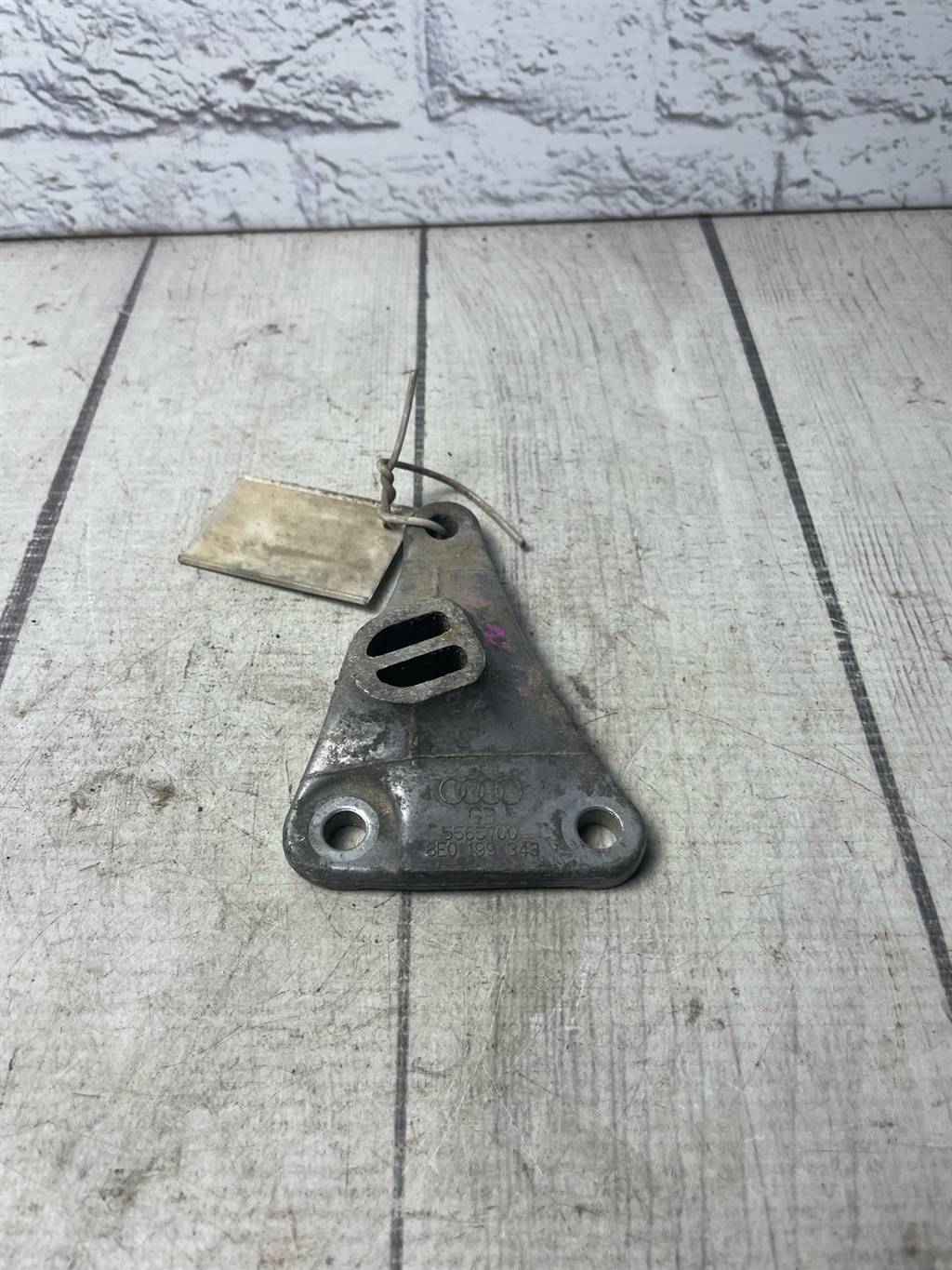 Audi A4 / B6 (2000-2004) для Кронштейн двигателя