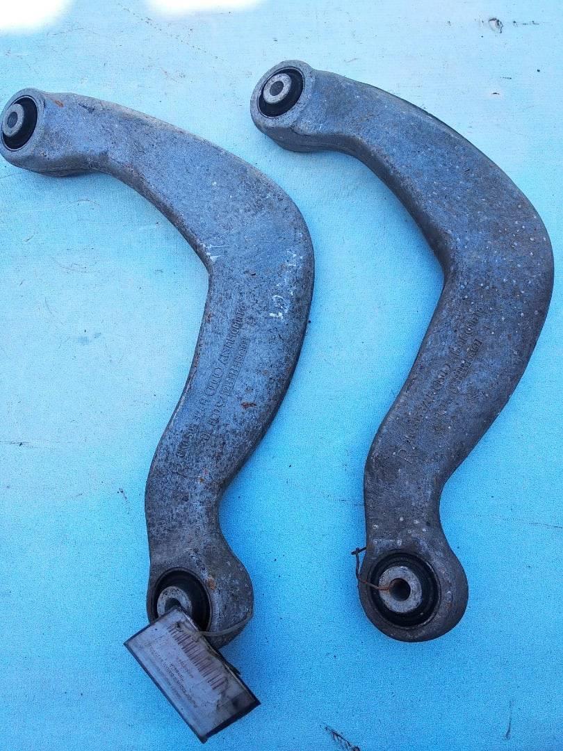 Audi A4 / B8 (2007-2015) для Рычаг задней балки верхний правый