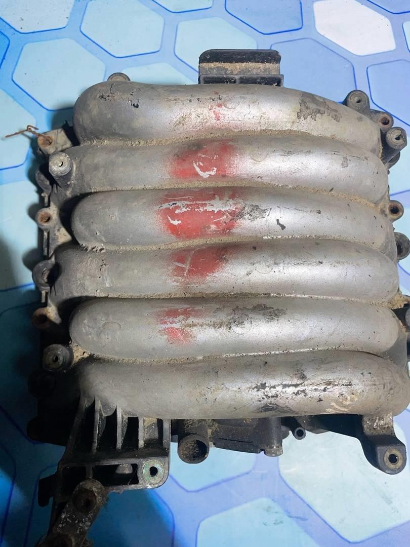 Audi A6 / C5 (1997-2004) для Коллектор впускной