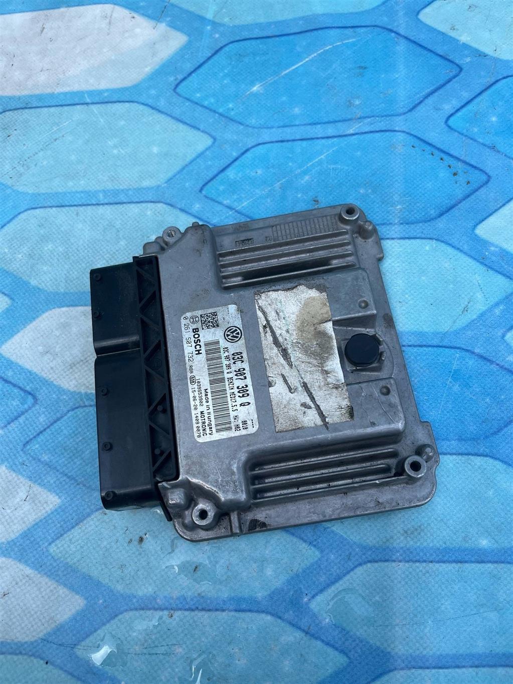 VW Tiguan 1 (2007-2011) для Блок управления двигателем