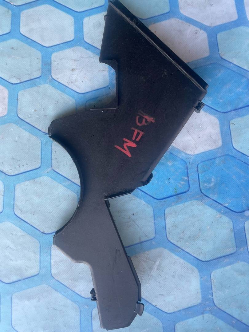 Audi A8 / D2 / 4D (1994-1998) для Защитный кожух ГРМ