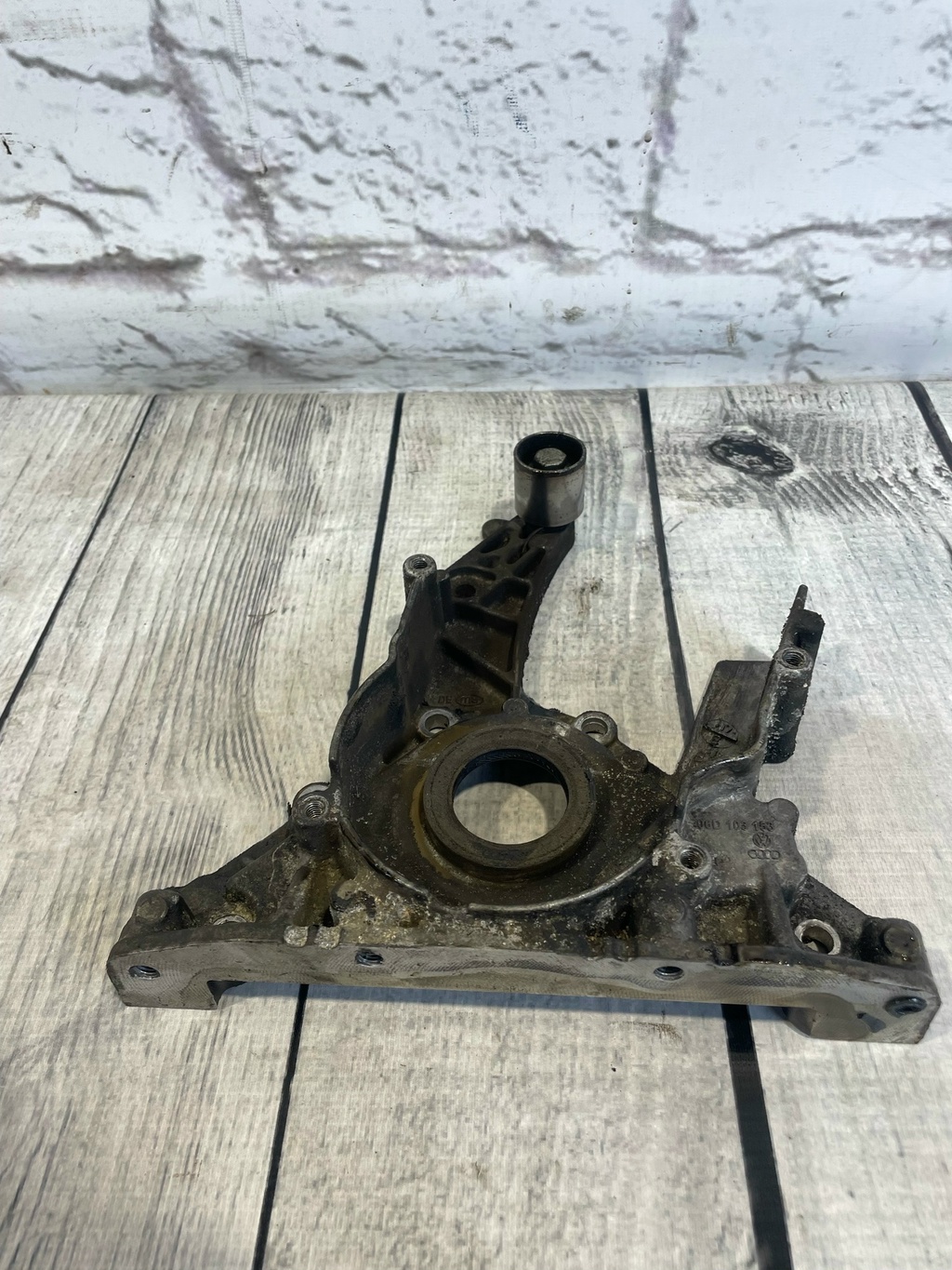 Audi A3 / 8P1 (2003-2013) для Крышка двигателя передняя