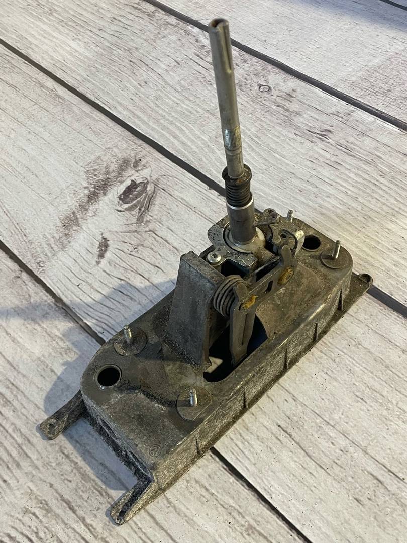 VW Passat B6 (2005-2010) для Кулиса МКПП