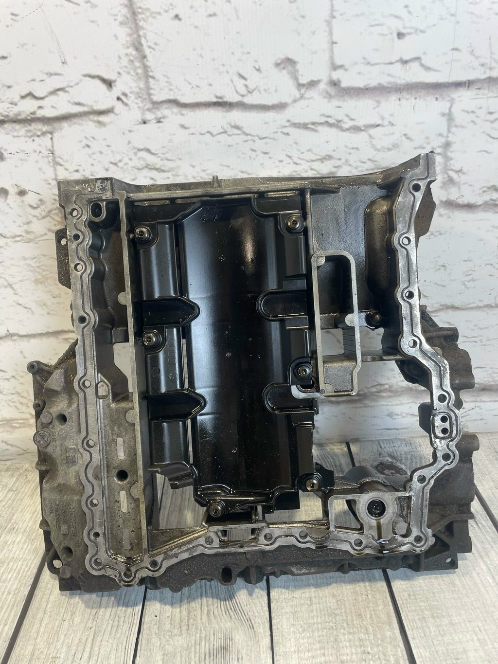 Audi A4 / B8 (2007-2015) для Поддон масляный двигателя