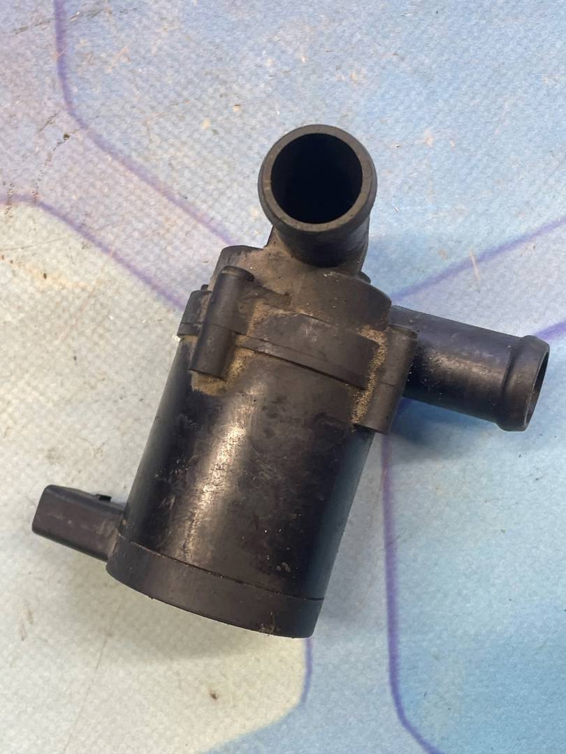 Audi A6 / C5 (1997-2004) для Насос водяной дополнительный