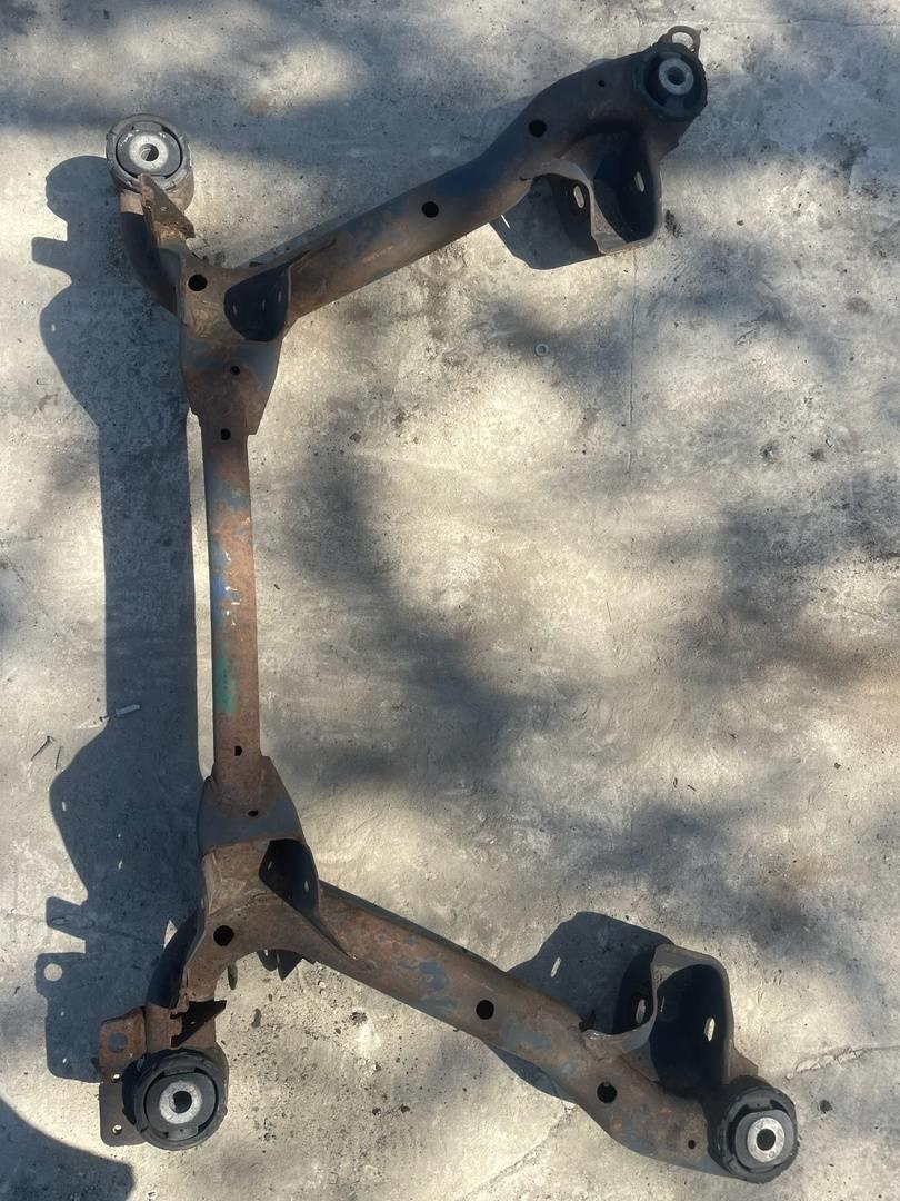 Audi A4 / B7 (2005-2007) для Балка задняя