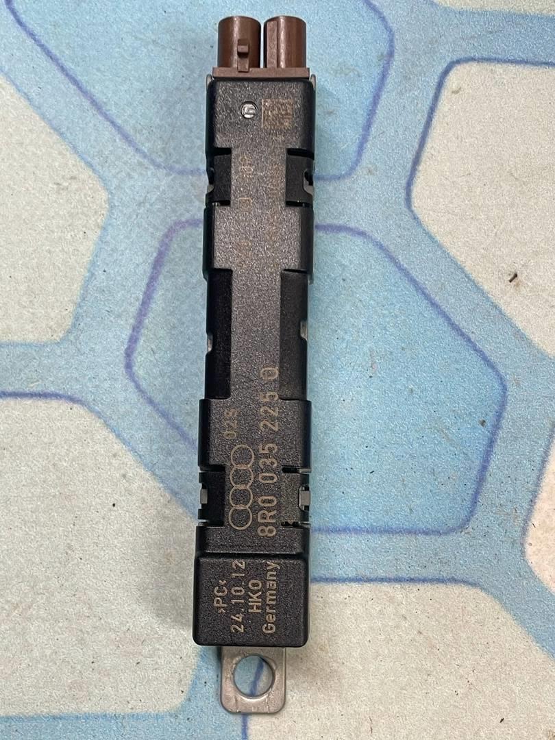 Audi Q5 / 8R (2008-2012) для Антенна