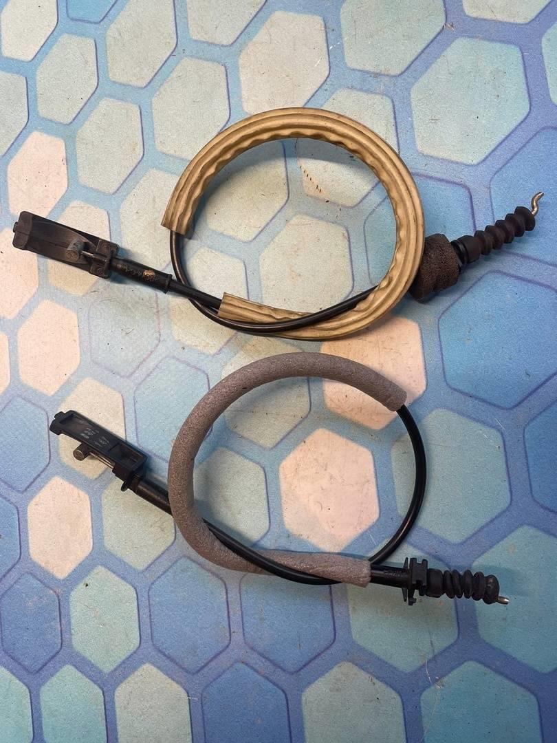 Volvo XC90 (2002-2015) для Трос открывания передней двери