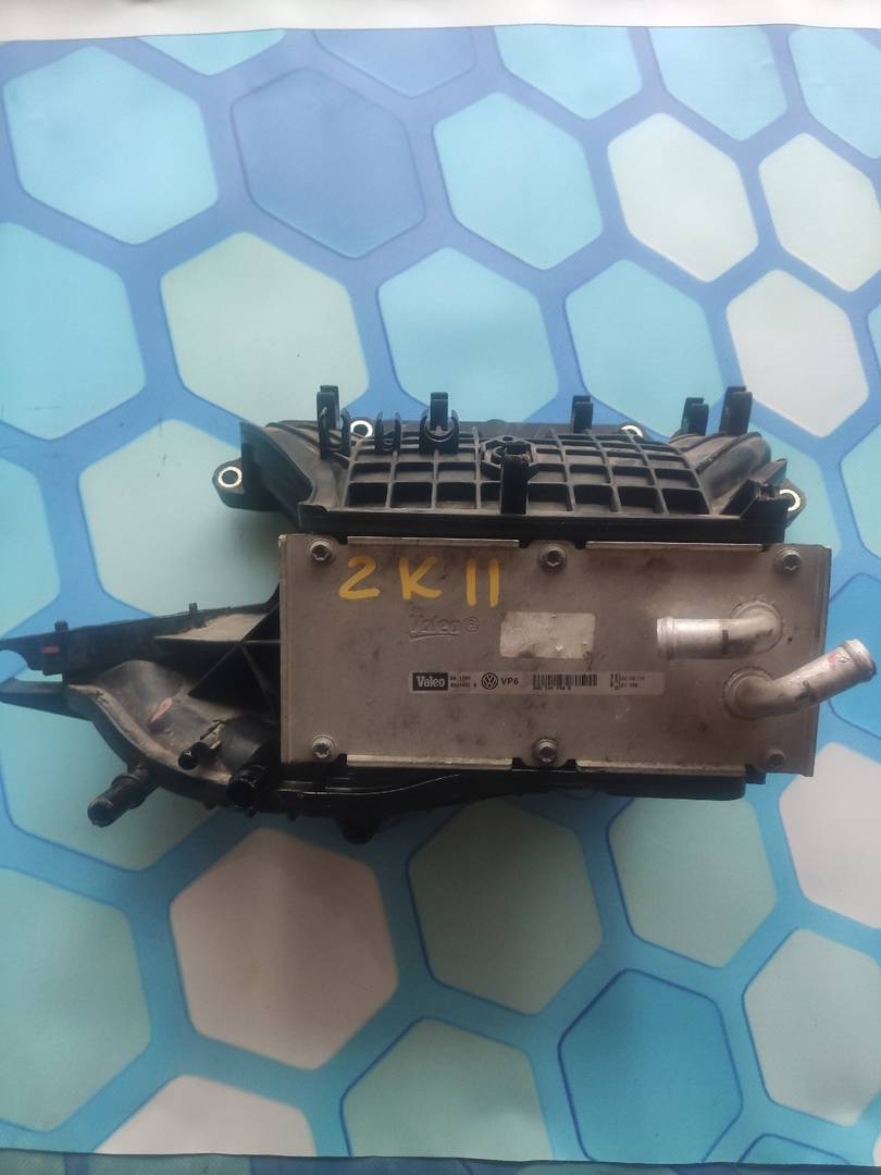 Audi A1 (2010-) для Коллектор впускной