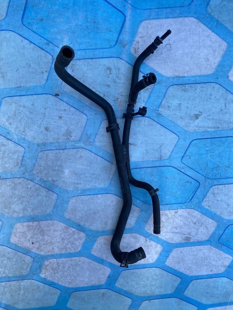 Skoda Octavia / A5 1Z / (2004-2013) для Патрубок охлаждения