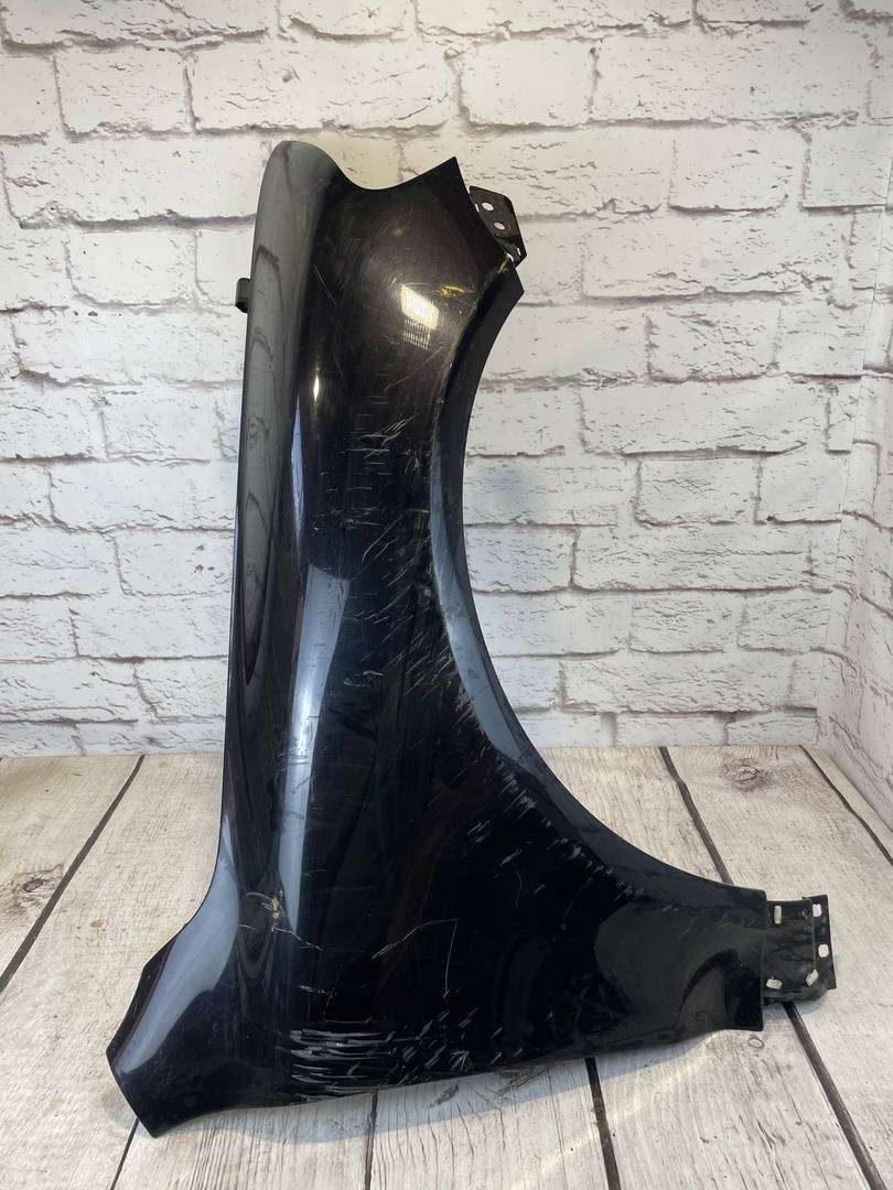 VW Touareg 1 (2002-2007) для Крыло переднее правое