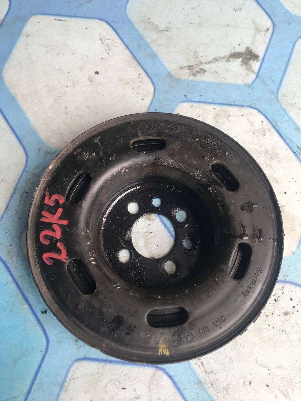 VW Passat B6 (2005-2010) для Шкив коленвала