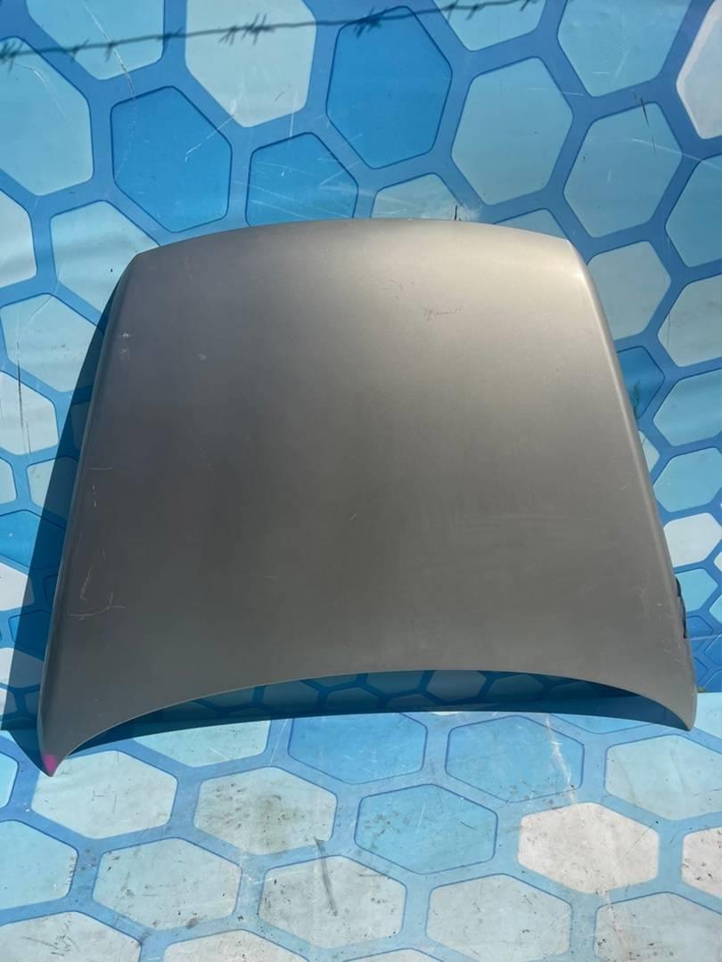 VW Touareg 1 (2002-2007) для Капот