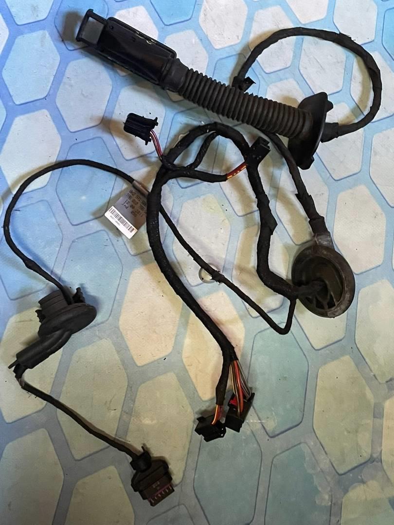 Audi A4 / B8 (2007-2015) для Проводка двери задней правой 