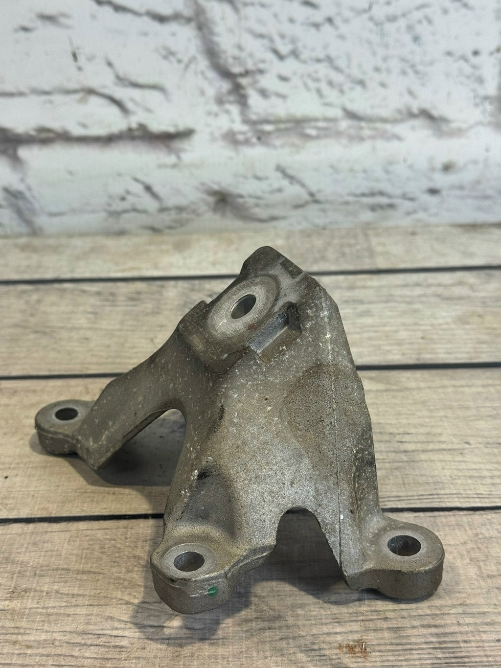 Audi A6 / C6 4F (2004-2011) для Кронштейн двигателя