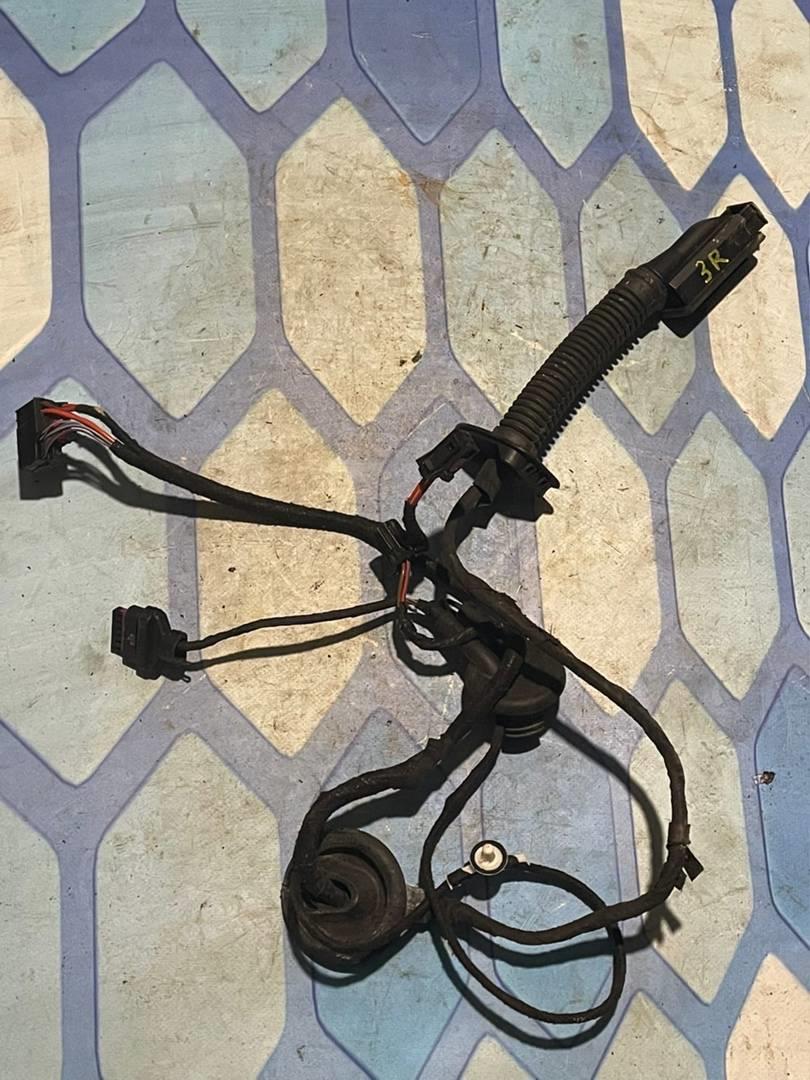 Audi A4 / B8 (2007-2015) для Проводка двери задней правой 