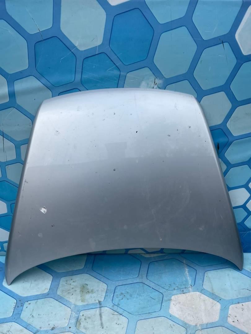 VW Touareg 1 (2002-2007) для Капот