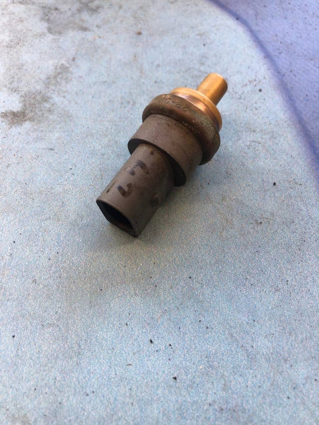 VW Tiguan 1 (2007-2011) для Датчик температуры охлаждающей жидкости