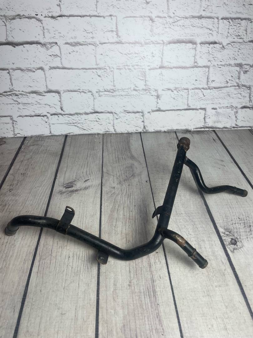 VW Passat B6 (2005-2010) для Трубка системы охлаждения ДВС металл