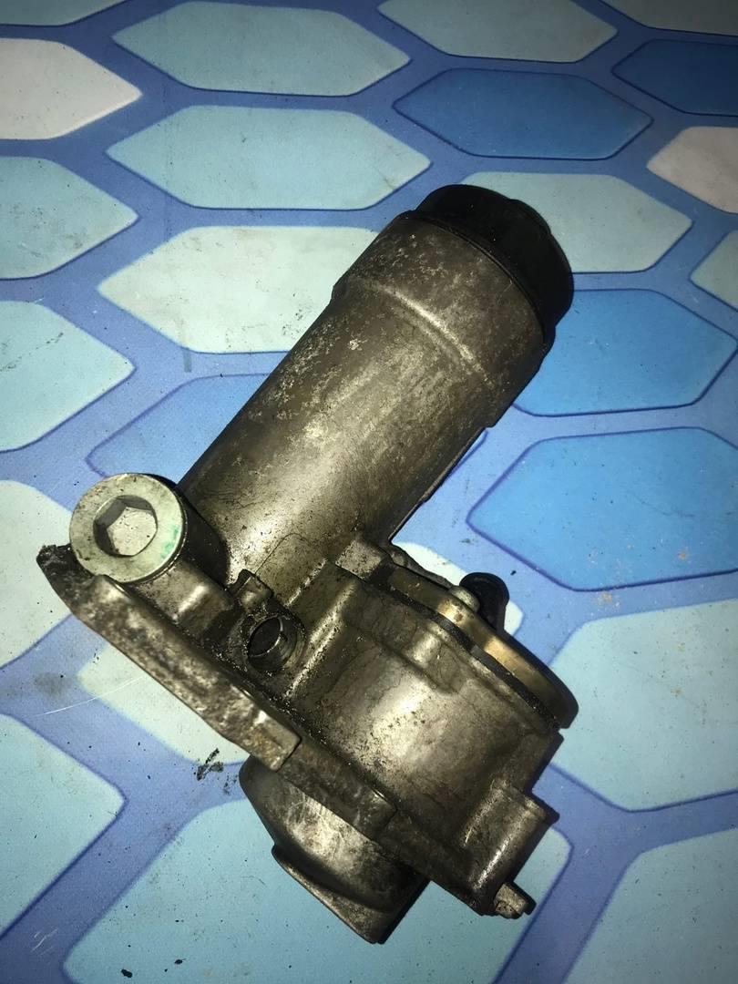 Audi A6 / C5 (1997-2004) для Кронштейн масляного фильтра