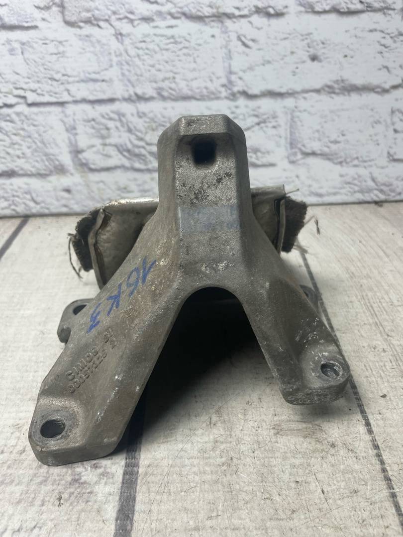 Audi Q5 / 8R (2008-2012) для Кронштейн двигателя левый