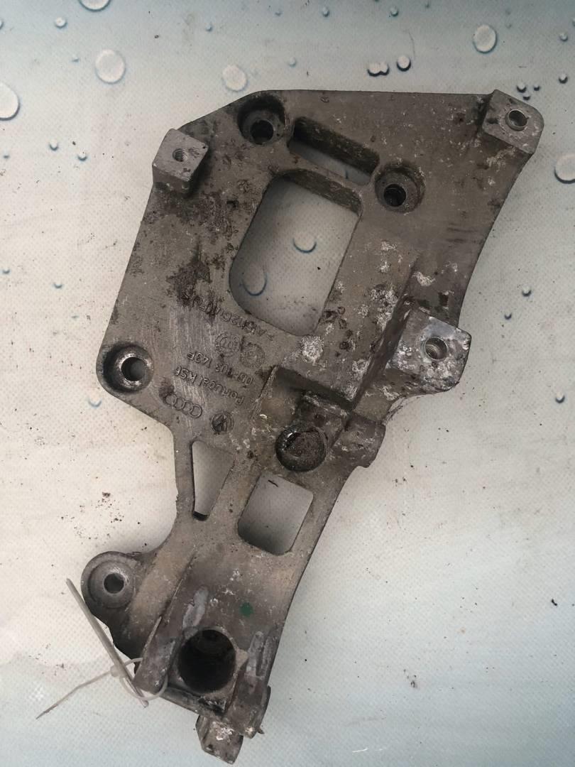 VW Passat B6 (2005-2010) для Кронштейн генератора