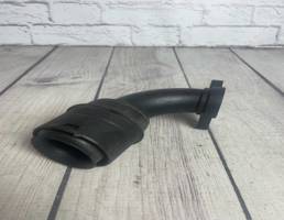 Фланец фоздухозаборника для Audi A1 (2010-)  запчасти бу