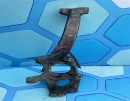 Кулак поворотный передний правый для Audi Q5 / 8R (2008-2012)  запчасти бу