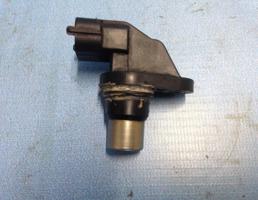 Датчик положения распредвала  для Volvo XC90 (2002-2015)  запчасти бу